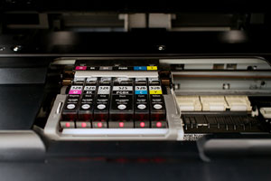 Зачем нужен чип в картридже и его обнуление в струйных принтерах
